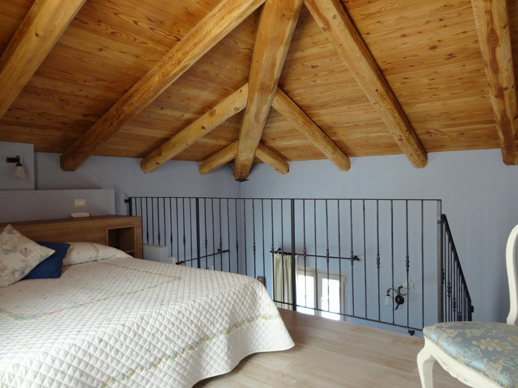 Villa Marietta Country House - Marche Montemaggiore al Metauro Luaran gambar